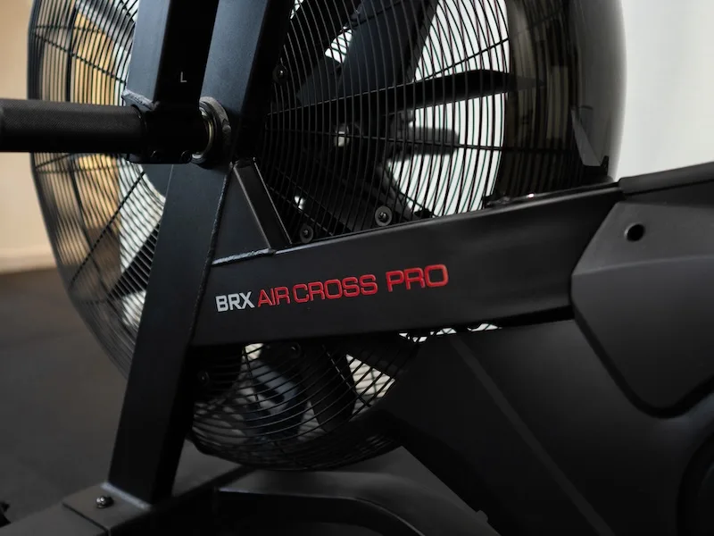 Attrezzatura palestra hotel guerro